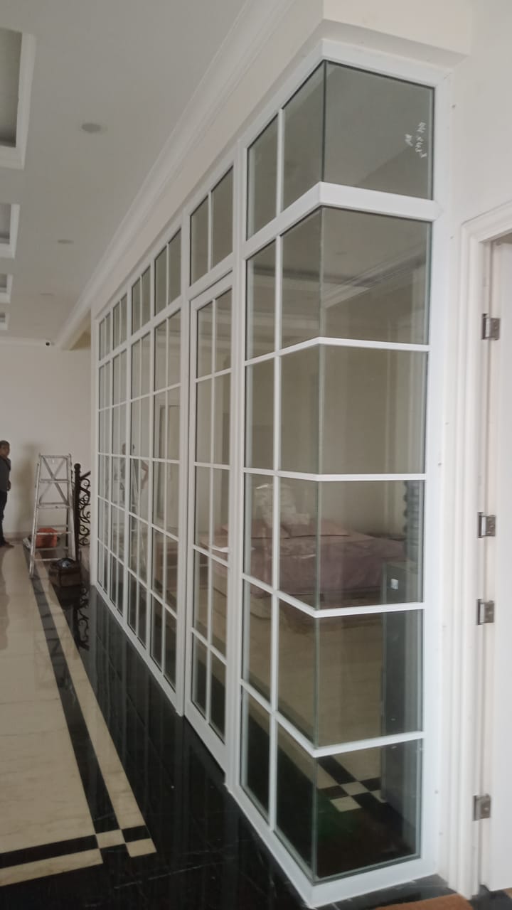 GLASS SYSTEM